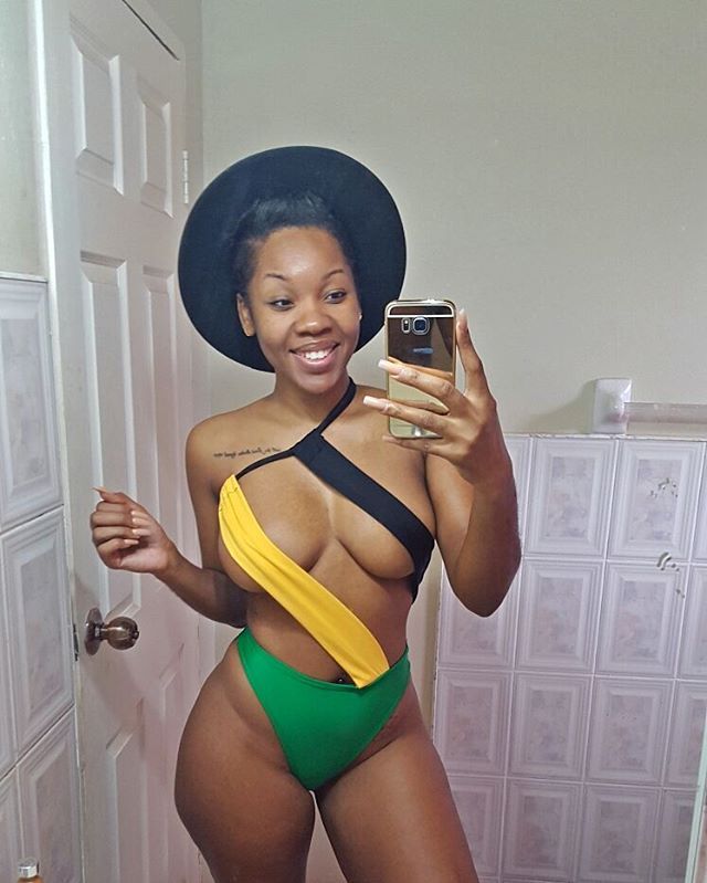 Jamaican getting blow pool party